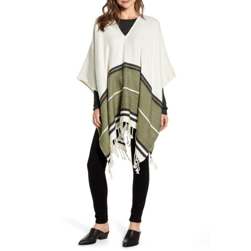 Treasure & Bond Women's Stripe Fringe Knit Poncho One Size $105